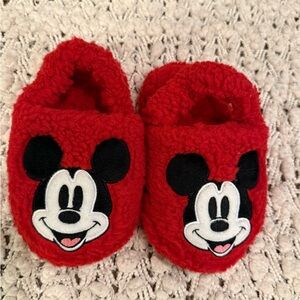 Disney Toddler slipper bundle- 4 pairs